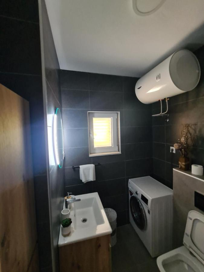 Apartment Nikcevic ティヴァト エクステリア 写真
